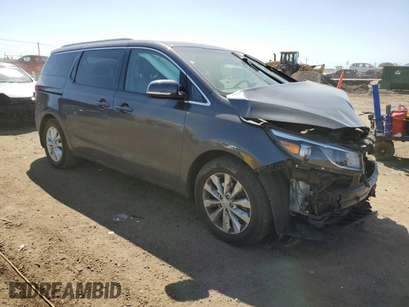 2017 Kia Sedona EX with VIN KNDMC5C16H6291154, listed as a Copart auction lot 52986945 with 107,067 mi miles and Salvage Title. Bid and sale history available at carsss.com. Image 4.