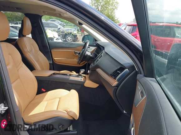 2016 Volvo XC90 T6 Inscription with VIN YV4A22PL9G1005080, listed as a IAAI auction lot 42123327 with 179,762 mi miles and . Bid and sale history available at DreamBid. Image 5.