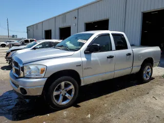 2008 Dodge 1500 SLT with VIN 1D7HA18238J137599, listed as a Copart auction lot 52596635 with 113,127 mi miles and Salvage Title. Bid and sale history available at DreamBid. Image 1.