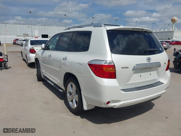 2009 Toyota Highlander Limited with VIN JTEDS42A392089990, listed as a IAAI auction lot 41797493 with 186,739 mi miles. Bid and sale history available at carsss.com. Image 3.