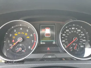 2018 Volkswagen GTI S z VIN 3VW547AU4JM292963, wystawiony jako Copart lot #55174745 z przebiegiem 88 763 mil mil oraz Szkoda całkowita • Salvage title. Historia ofert i sprzedaży dostępna na DreamBid. Obrazek 9.