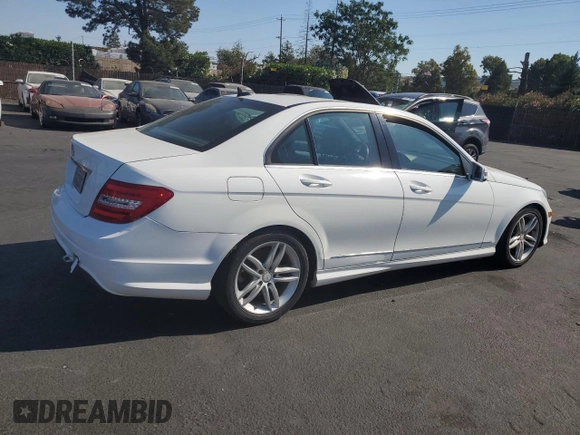 2013 Mercedes-Benz C 250 Sport с VIN WDDGF4HB7DR267492, выставлен на аукционе Copart как лот 64426115 с пробегом 188 514 миль миль и Чистый • Clean title. История ставок и продаж доступна на DreamBid. Изображение 3.