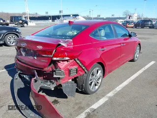 2017 Hyundai Elantra Value Edition z VIN KMHD84LF7HU268464, wystawiony jako IAAI lot #41641826 z przebiegiem 184 174 mil mil oraz . Historia ofert i sprzedaży dostępna na DreamBid. Obrazek 4.