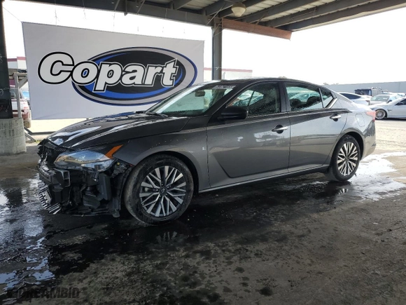 2024 Nissan Altima 2.5 SV with VIN 1N4BL4DV6RN369108, listed as a Copart auction lot 53362155 with 27,191 mi miles and Clean Title. Bid and sale history available at carsss.com. Image 1.