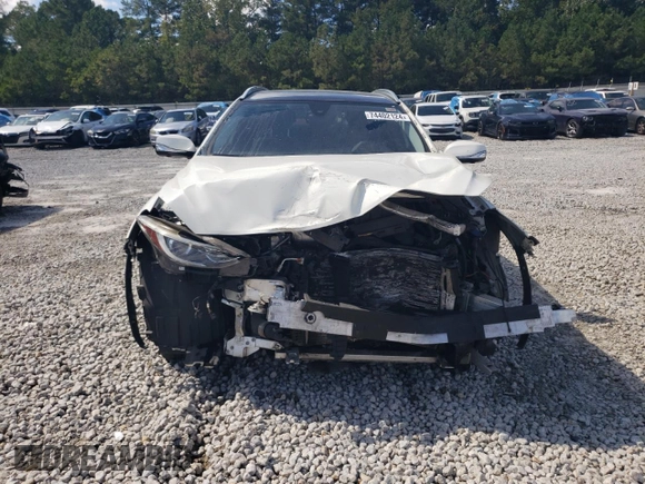2019 Infiniti QX30 Luxe with VIN SJKCH5CP8KA011169, listed as a Copart auction lot 74402124 with 80,377 mi miles and Salvage title. Bid and sale history available at DreamBid. Image 5.