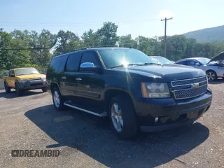 2008 Chevrolet Suburban LTZ with VIN 1GNFK16378R154988, listed as a IAAI auction lot 42856081 with 234,644 mi miles and . Bid and sale history available at DreamBid. Image 1.