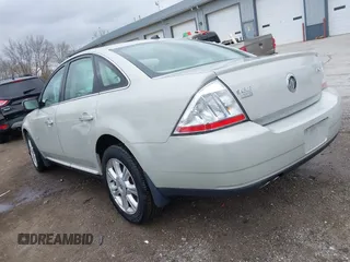 2008 Mercury Sable Premier z VIN 1MEHM43W58G601548, wystawiony jako IAAI lot #41843679 z przebiegiem 62 196 mil mil oraz . Historia ofert i sprzedaży dostępna na DreamBid. Obrazek 3.