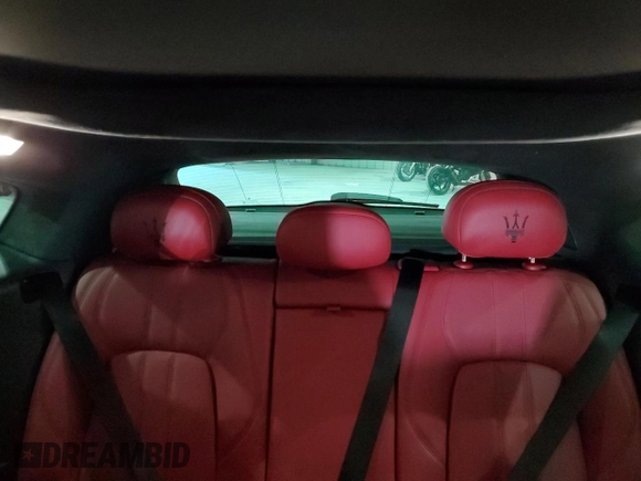 2022 Maserati Levante with VIN ZN661YUM1NX400441, listed as a Copart auction lot 84326324 with 11,966 mi miles and Salvage title. Bid and sale history available at DreamBid. Image 10.
