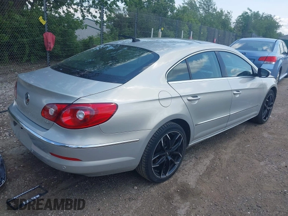 2010 Volkswagen CC Luxury с VIN WVWHL7ANXAE520241, выставлен на аукционе IAAI как лот 42469715 с пробегом 83 614 миль миль и . История ставок и продаж доступна на DreamBid. Изображение 4.