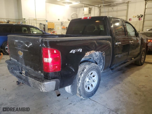 2013 Chevrolet Silverado 1500 LT with VIN 3GCPKSE76DG338773, listed as a Copart auction lot 88823205 with 166,889 mi miles and Salvage Title. Bid and sale history available at carsss.com. Image 3.