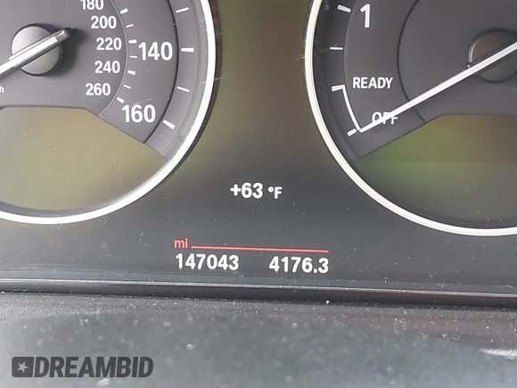 2018 BMW 3 Series 320i z VIN WBA8E1G53JNU91774, wystawiony jako IAAI lot #42189798 z przebiegiem 147 043 mil mil oraz . Historia ofert i sprzedaży dostępna na DreamBid. Obrazek 14.