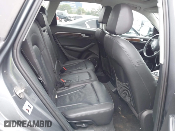 2016 Audi Q5 Premium Plus z VIN WA1L2AFPXGA057810, wystawiony jako IAAI lot #42730057 z przebiegiem 129 551 mil mil oraz . Historia ofert i sprzedaży dostępna na DreamBid. Obrazek 8.