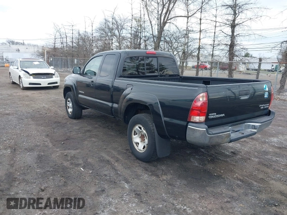 2006 Toyota Tacoma PreRunner z VIN 5TETU62N76Z314606, wystawiony jako IAAI lot #41909636 z przebiegiem 119 769 mil mil oraz . Historia ofert i sprzedaży dostępna na DreamBid. Obrazek 3.