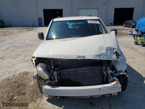 2010 Jeep Patriot Sport with VIN 1J4NT2GA4AD640840, listed as a Copart auction lot 67026894 with 100,637 mi miles and Salvage Title. Bid and sale history available at carsss.com. Image 5.