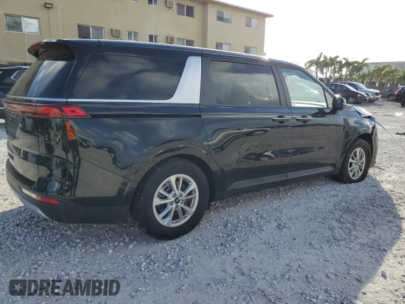 2024 Kia Carnival LX with VIN KNDNB4H39R6325018, listed as a Copart auction lot 79029134 with 14,111 mi miles and Salvage Title. Bid and sale history available at carsss.com. Image 3.