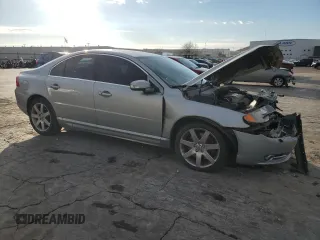 2007 Volvo S80 V8 z VIN YV1AH852371037032, wystawiony jako Copart lot #84233774 z przebiegiem 133 873 mil mil oraz Szkoda całkowita • Salvage title. Historia ofert i sprzedaży dostępna na DreamBid. Obrazek 4.