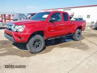 2014 Toyota Tacoma with VIN 5TFUU4EN7EX084785, listed as a IAAI auction lot 41879329 with 133,216 mi miles and . Bid and sale history available at DreamBid. Image 2.
