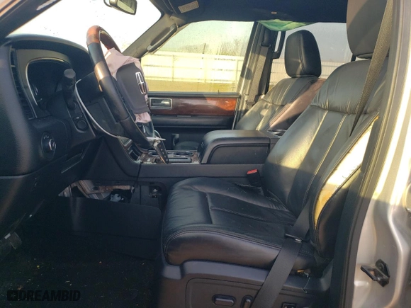 2016 Lincoln Navigator Select with VIN 5LMJJ2HT8GEL04128, listed as a Copart auction lot 44029055 with 0 mi miles and Salvage Title. Bid and sale history available at carsss.com. Image 7.
