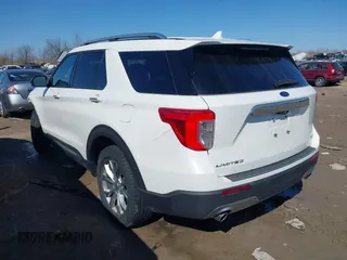 2020 Ford Explorer Limited with VIN 1FMSK8FH5LGA02400, listed as a IAAI auction lot 41769829 with 74,788 mi miles. Bid and sale history available at carsss.com. Image 3.
