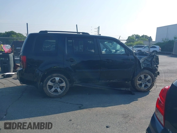 2013 Honda Pilot EX-L with VIN 5FNYF4H65DB060543, listed as a IAAI auction lot 42380911 with 330,452 mi miles and . Bid and sale history available at DreamBid. Image 14.