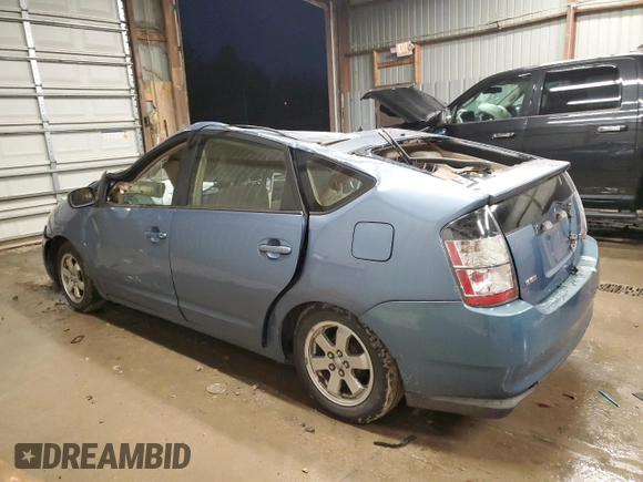 2004 Toyota Prius with VIN JTDKB20U640062297, listed as a Copart auction lot 82599054 with 0 mi miles and Salvage Title. Bid and sale history available at carsss.com. Image 2.