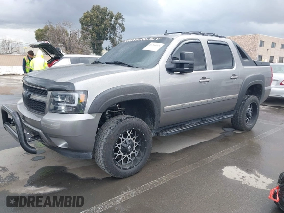 2007 Chevrolet Avalanche 1LT with VIN 3GNEC12067G249531, listed as a IAAI auction lot 41783476 with 156,560 mi miles and . Bid and sale history available at DreamBid. Image 2.
