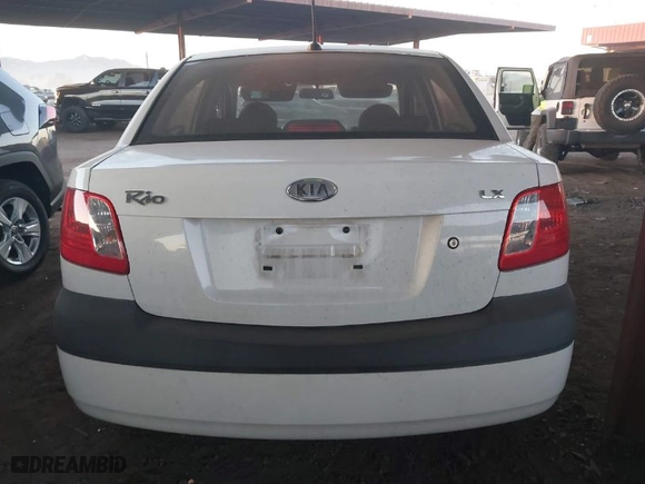 2009 Kia Rio with VIN KNADE223396568496, listed as a IAAI auction lot 41357082 with NaN miles. Bid and sale history available at carsss.com. Image 16.