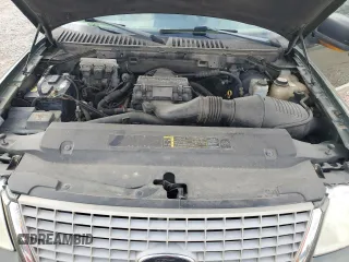 2005 Ford Expedition Eddie Bauer with VIN 1FMFU17545LA59706, listed as a Copart auction lot 49318405 with 242,259 mi miles and Clean Title. Bid and sale history available at carsss.com. Image 12.