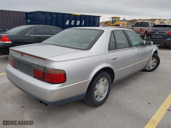 2000 Cadillac Seville Luxury SLS with VIN 1G6KS54Y5YU220337, listed as a IAAI auction lot 41604312 with 122,310 mi miles. Bid and sale history available at carsss.com. Image 4.