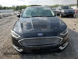 2017 Ford Fusion SE with VIN 3FA6P0HD3HR348230, listed as a Copart auction lot 60257255 with 42,495 mi miles and Salvage title. Bid and sale history available at DreamBid. Image 5.