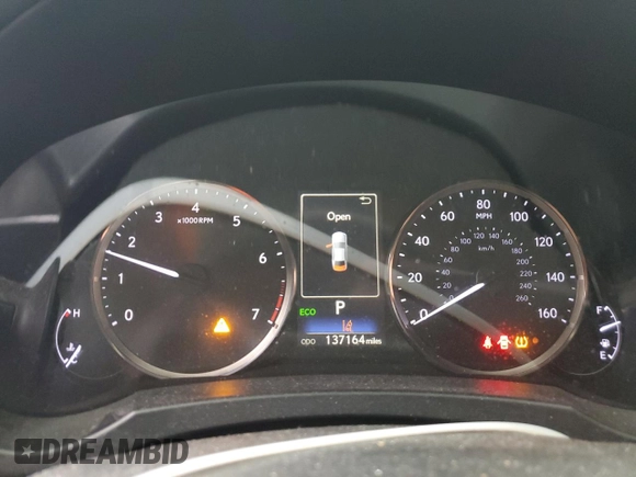 2017 Lexus IS 300 z VIN JTHCM1D28H5025874, wystawiony jako Copart lot #56093705 z przebiegiem 137 164 mil mil oraz Szkoda całkowita • Salvage title. Historia ofert i sprzedaży dostępna na DreamBid. Obrazek 9.