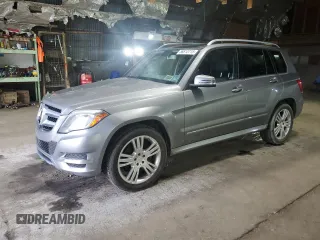 2015 Mercedes-Benz GLK 350 z VIN WDCGG8JB7FG342905, wystawiony jako Copart lot #56513715 z przebiegiem 119 428 mil mil oraz Szkody całkowita. Historia ofert i sprzedaży dostępna na DreamBid. Obrazek 1.