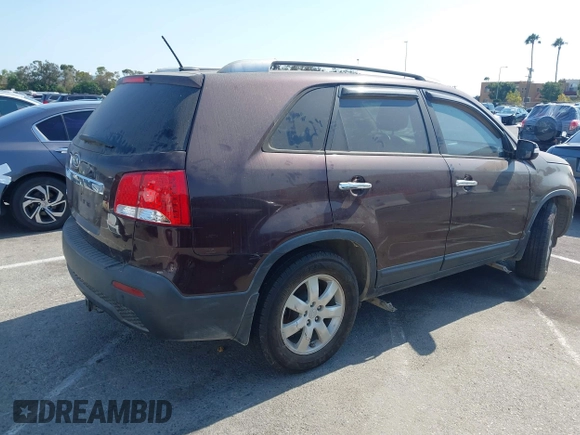 2013 Kia Sorento LX with VIN 5XYKT4A63DG391204, listed as a IAAI auction lot 42772716 with 84,793 mi miles and . Bid and sale history available at DreamBid. Image 4.