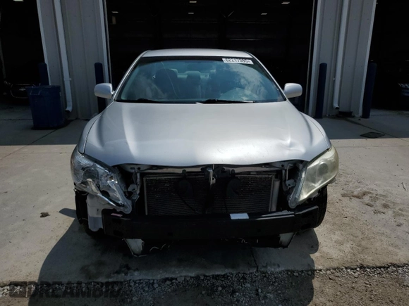 2011 Toyota Camry LE with VIN 4T4BF3EK9BR185939, listed as a Copart auction lot 62217395 with 122,697 mi miles and Salvage title. Bid and sale history available at DreamBid. Image 5.