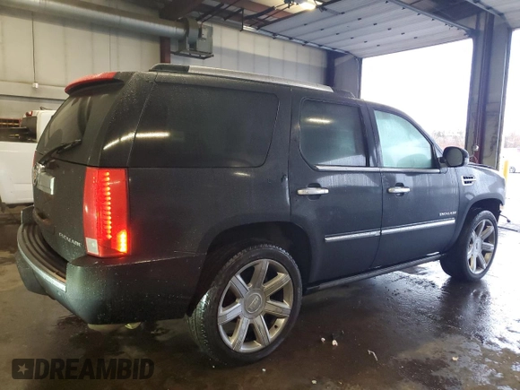 2013 Cadillac Escalade Platinum Edition with VIN 1GYS4DEF3DR360344, listed as a Copart auction lot 83553704 with 123,283 mi miles and Salvage Title. Bid and sale history available at carsss.com. Image 3.