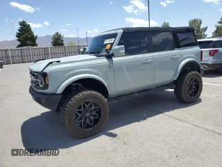 2022 Ford Bronco with VIN 1FMDE5BH9NLB13871, listed as a Copart auction lot 54178645 with 18,990 mi miles and Non repairable. Bid and sale history available at DreamBid. Image 1.