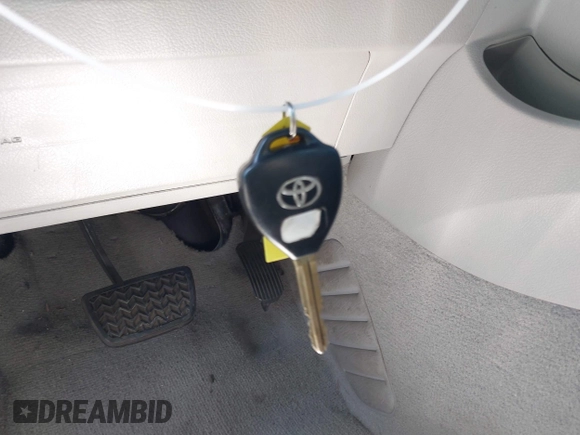 2009 Toyota Camry with VIN 4T4BE46K49R104332, listed as a IAAI auction lot 41993361 with 34,703 mi miles and . Bid and sale history available at DreamBid. Image 11.