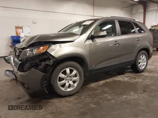 2013 Kia Sorento LX with VIN 5XYKT3A66DG381650, listed as a IAAI auction lot 42400630 with 182,333 mi miles and . Bid and sale history available at DreamBid. Image 2.