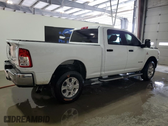 2024 Ram 2500 Big Horn with VIN 3C6UR5DL1RG266801, listed as a Copart auction lot 54773055 with 33,394 mi miles and Clean Title. Bid and sale history available at carsss.com. Image 3.