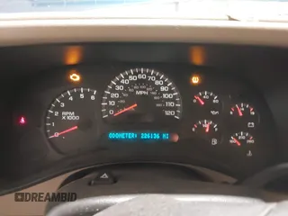 2005 Chevrolet Suburban Z71 with VIN 3GNFK16Z15G279856, listed as a IAAI auction lot 41605091 with 226,136 mi miles and . Bid and sale history available at DreamBid. Image 7.