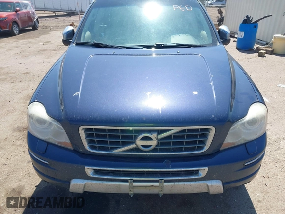 2014 Volvo XC90 with VIN YV4952CZ7E1688463, listed as a IAAI auction lot 41981396 with 219,905 mi miles. Bid and sale history available at carsss.com. Image 6.