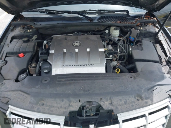 2010 Cadillac DTS w/1SC with VIN 1G6KD5EY8AU106072, listed as a IAAI auction lot 41999952 with 165,866 mi miles. Bid and sale history available at carsss.com. Image 10.