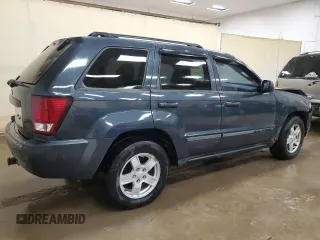 2007 Jeep Grand Cherokee Laredo z VIN 1J8GR48K57C580977, wystawiony jako Copart lot #57400605 z przebiegiem 208 268 mil mil oraz Czysty tytuł • Clean title. Historia ofert i sprzedaży dostępna na DreamBid. Obrazek 3.