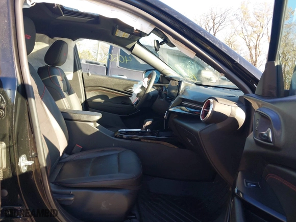 2025 Chevrolet Trax 2RS with VIN KL77LJEP7SC007138, listed as a IAAI auction lot 40806554 with 4,253 mi miles. Bid and sale history available at carsss.com. Image 5.