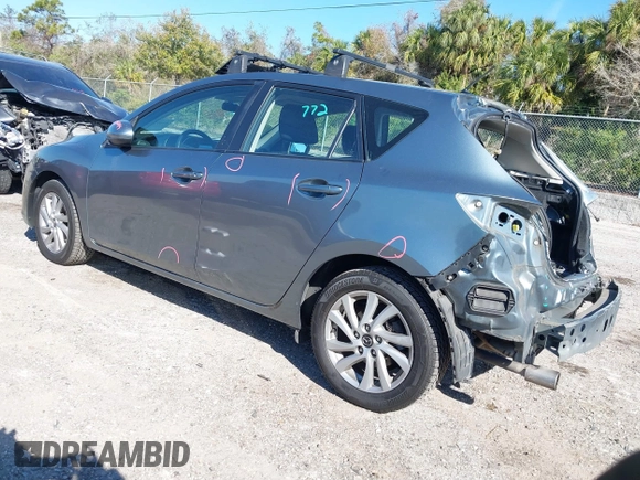 2013 Mazda 3 i Touring with VIN JM1BL1L84D1714768, listed as a IAAI auction lot 41697568 with 115,844 mi miles and . Bid and sale history available at carsss.com. Image 3.