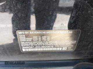 2020 BMW 3 Series 330i с VIN 3MW5R1J0XL8B20976, выставлен на аукционе IAAI как лот 42126378 с пробегом 69 852 миль миль и . История ставок и продаж доступна на DreamBid. Изображение 9.