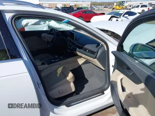 2018 Audi A4 allroad Premium Plus with VIN WA18NAF41JA024706, listed as a IAAI auction lot 41921127 with 76,719 mi miles. Bid and sale history available at carsss.com. Image 5.
