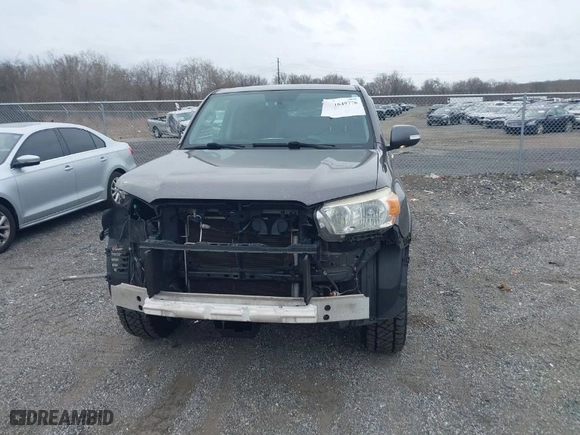 2011 Toyota 4Runner Trail with VIN JTEBU5JR0B5060272, listed as a IAAI auction lot 41649776 with 212,153 mi miles. Bid and sale history available at carsss.com. Image 12.