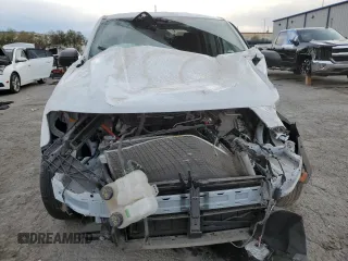 2024 Ford Maverick XL with VIN 3FTTW8A32RRB32385, listed as a Copart auction lot 87480054 with 9,613 mi miles and Salvage Title. Bid and sale history available at carsss.com. Image 5.