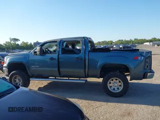 2010 GMC Sierra 1500 SLE z VIN 3GTRKVE30AG239997, wystawiony jako IAAI lot #42056748 z przebiegiem 159 931 mil mil oraz . Historia ofert i sprzedaży dostępna na DreamBid. Obrazek 15.